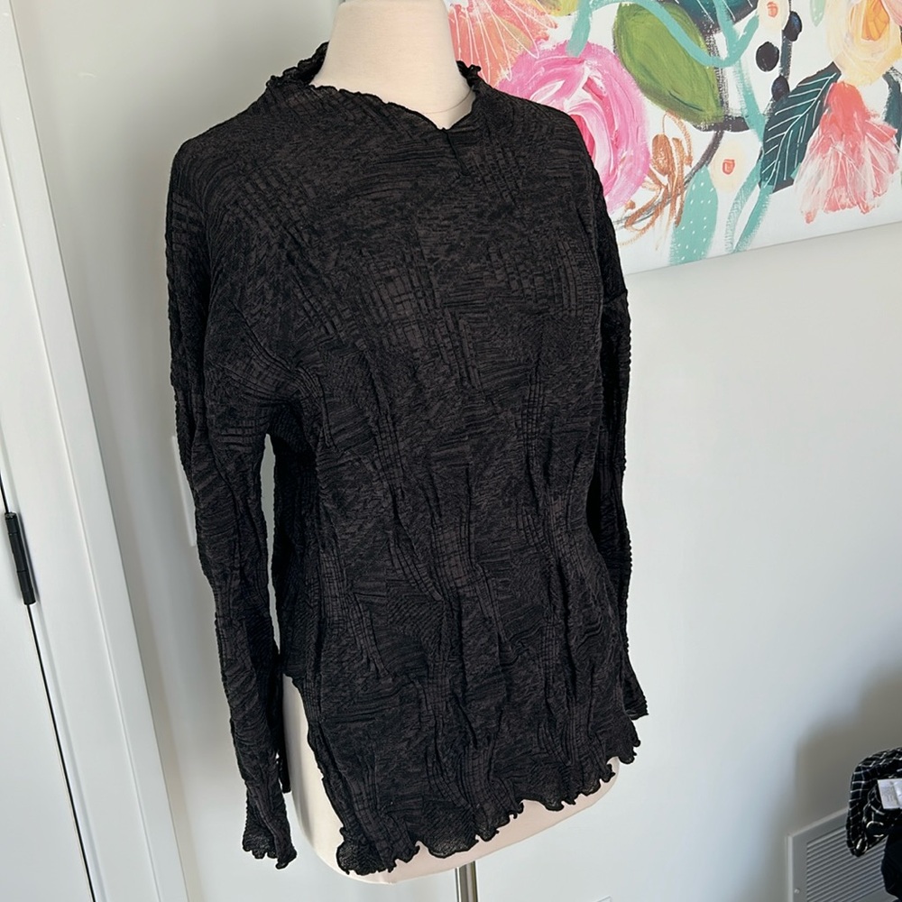 ONA by Yoon Chung size S Pucker wool rayon high neck side slit top